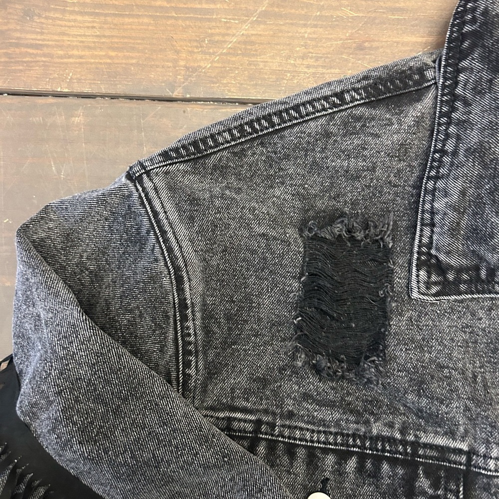 Shein Distressed, Thrashed Black Denim Jacket, Holes Cropped Fringe Size Large - Picture 3 of 13